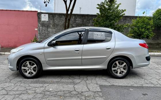PEUGEOT 207 1.4 XR PASSION SPORT 8V FLEX 4P MANUAL PEUGEOT 207 1.4 XR PASSION SPORT 8V FLEX 4P MANUAL